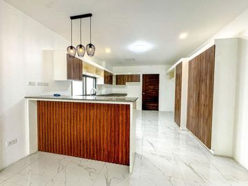 Magnificent 5 Bedroom 2-storey House and Lot for Sale in Las Piñas City
