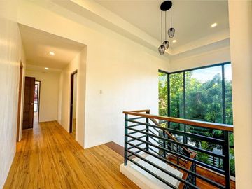 Magnificent 5 Bedroom 2-storey House and Lot for Sale in Las Piñas City