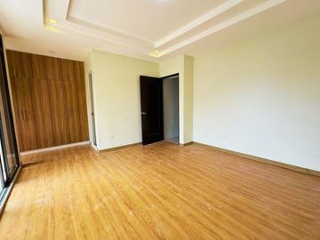Modern 4 Bedroom with 3 Toilet and Bath Brand New House and Lot in BF Resort, Las Piñas City
