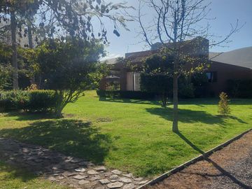 PROPIEDAD EN VENTA - CERRO GRANDE - LA SERENA