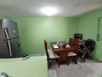Oportunidad Única: Encantadora Casa Rentera con Patio y Garaje y 3 Departamentos, ¡Ideal para Invertir!