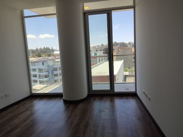SUITE EN VENTA SECTOR CENTRO NORTE (EL BATAN)