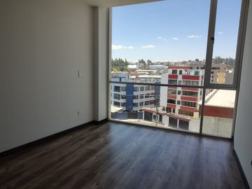 SUITE EN VENTA SECTOR CENTRO NORTE (EL BATAN)