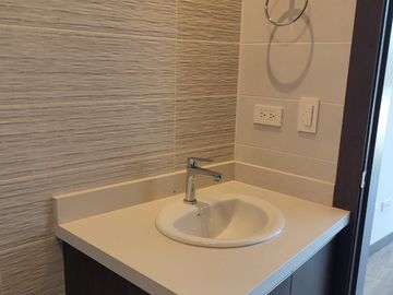 SUITE EN VENTA SECTOR CENTRO NORTE (EL BATAN)
