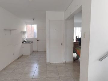 CASA DE DOS PISOS EN VENTA– URB.  - GALILEA-PIURA