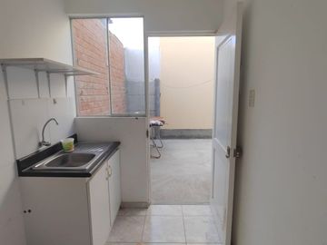 CASA DE DOS PISOS EN VENTA– URB.  - GALILEA-PIURA