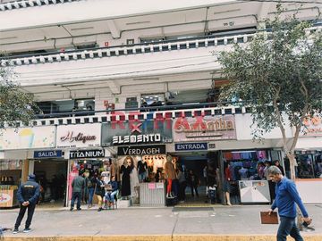 1108556 Venta De Local Comercial Gamarra