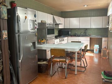 CASA ESPACIOSA EN LINDAVISTA SUR, OPORTUNIDAD UNICA!!!
