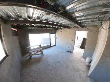 CASA POR TERMINAR EN VENTA, SECTOR MISICATA, CUENCA, ECUADOR