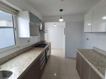 se vende duplex 141 m2 miraflores