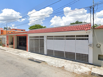 CASA EN CALLE 67, MONTES DE AME, MERIDA, YUCATAN. ¡CASA EN REMATE! -FQA