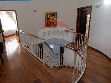 CASA DE VENTA EN LA QUINTA