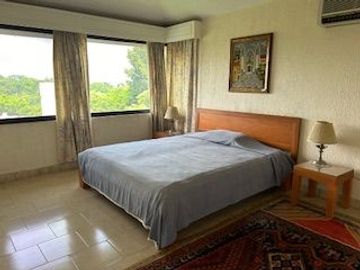 Penthouse Laura - Acapatzingo