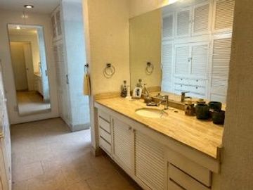 Penthouse Laura - Acapatzingo
