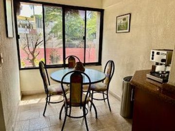 Penthouse Laura - Acapatzingo