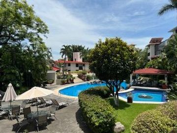 Penthouse Laura - Acapatzingo