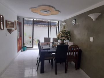 VENTA CASA UNIDAD CERRADA EN REFUGIO CALI