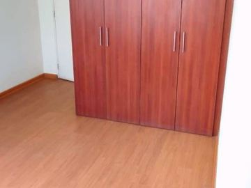 VENDO DUPLEX 150m2 LOS OLIVOS: EDIFICIO MODERNO