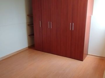 VENDO DUPLEX 150m2 LOS OLIVOS: EDIFICIO MODERNO
