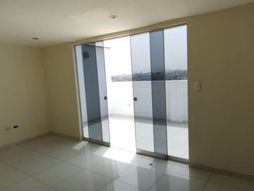 VENDO DUPLEX 150m2 LOS OLIVOS: EDIFICIO MODERNO