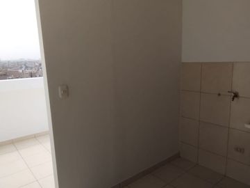 VENDO DUPLEX 150m2 LOS OLIVOS: EDIFICIO MODERNO