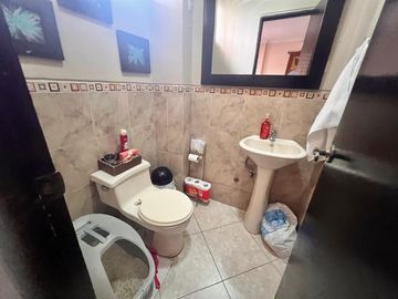 EN VENTA CASA EN URB PORTAL AL SOL, KM 11.5 VIA A LA COSTA