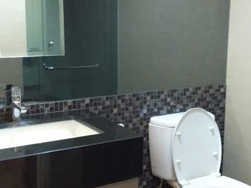 SEWA TAHUNAN FURNSIHED SIAP HUNI Waterplacea Residence Apartement Pakuwon