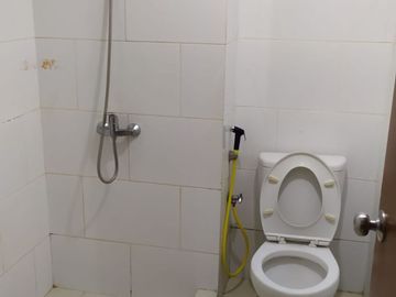 SEWA TAHUNAN APARTEMEN FURNISHED 1BR Waterplace Residence PTC