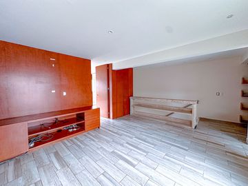 Venta y Renta Casa en Sierra de Amantepec, Lomas de Chapultepec, Miguel Hidalgo, CDMX