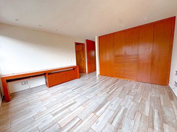 Venta y Renta Casa en Sierra de Amantepec, Lomas de Chapultepec, Miguel Hidalgo, CDMX