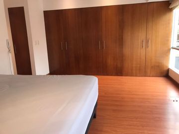 ¡OCASIÓN! SE VENDE LINDO Y AMPLIO DEPARTAMENTO + COCHERA + 01 DEPÓSITO - EN CALLE ITALIA , MIRAFLORES