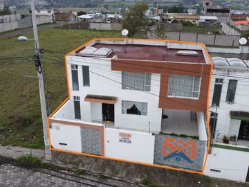 Casa de Venta en Latacunga