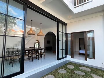 Charming 4-Bedroom House in Berawa