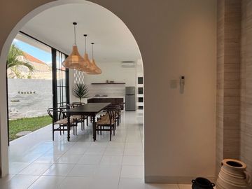 Charming 4-Bedroom House in Berawa