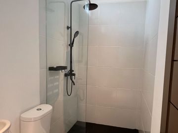Charming 4-Bedroom House in Berawa