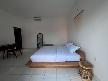 Charming 4-Bedroom House in Berawa