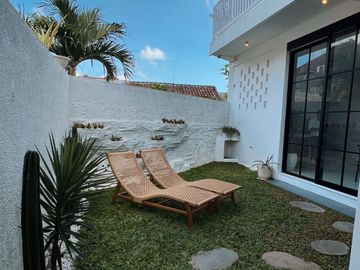 Charming 4-Bedroom House in Berawa