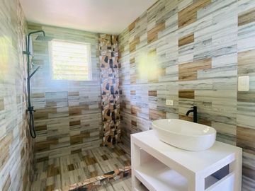 OCEANVIEW HOUSE AND LOT FOR SALE SIQ0139