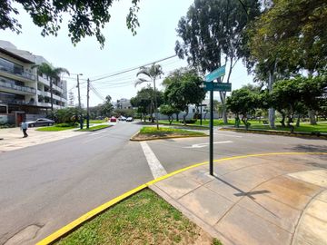 Venta de Departamentos en Surco. De ESTRENO