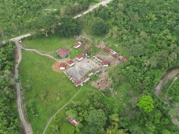 Vendo Hacienda ganadera de 800 Hectáreas, Parroquia San Mateo, Cantón Esmeraldas.