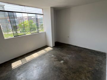 Venta Casa En Santa Anita Frente A La Casa De La Juventud