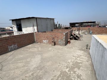 Venta Casa En Santa Anita Frente A La Casa De La Juventud