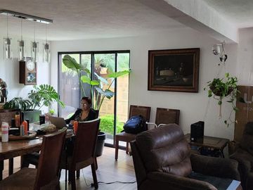 Hacienda del Campestre, León, Gto. Esquina, Doble Terreno, Casa En Venta