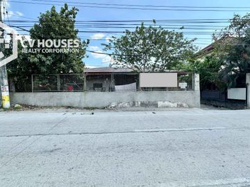 Restore & Profit: 624 Sqm Old House & Lot for Sale