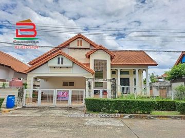 บ้านเดี่ยว 1 ชั้น โครงการ วรางกูล คลอง 4 (ลำลูกกา) เนื้อที่ 75 ตรว. ซอยไสวประชาราษฎร์ 43 ถนนลำลูกกา ตำบลลาดสวาย อำเภอลำลูกกา จังหวัดปทุมธานี