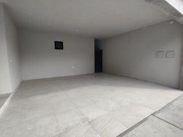 Casa en Venta en Carretera Nacional, Las Esmeraldas, zona los cristales