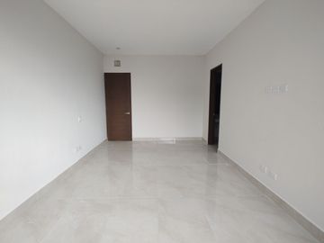 Casa en Venta en Carretera Nacional, Las Esmeraldas, zona los cristales