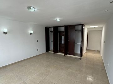 Casa en venta con muy buena ubicación en zona norte de León