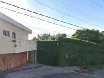 CASA EN VISTA HERMOSA CUERNAVACA, GRAN OPORTUNIDAD DE INVERSIÓN