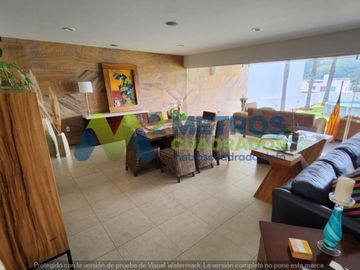 CASA en VENTA en LOMAS de las AMERICAS SUR